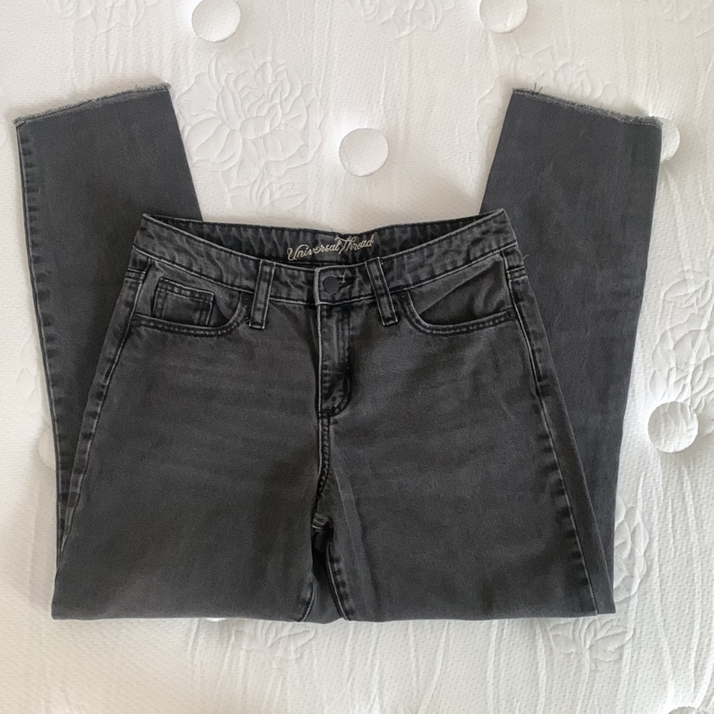 Washed out black Hi Rise Jean - Picture 3 of 8